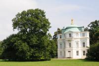 Alteichen am Bellvedere im Schlossgarten Charlottenburg. © N. A. Klöhn Alteichen am Bellvedere im Schlossgarten Charlottenburg. © N. A. Klöhn