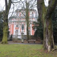 Barocke Schlosskirche Buch am Rande des Parks. © N. A. Klöhn