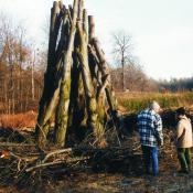 Totholzlagerplatz in der Dresdner Heide © J. Lorenz